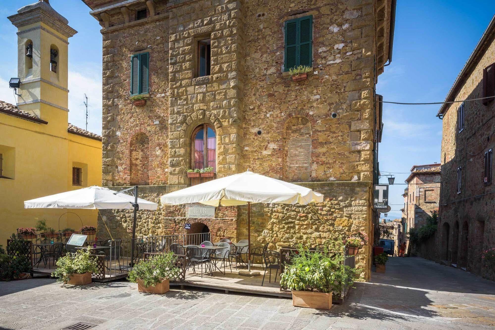 Locanda Di Casalmustia Hotel Castelmuzio Exterior photo